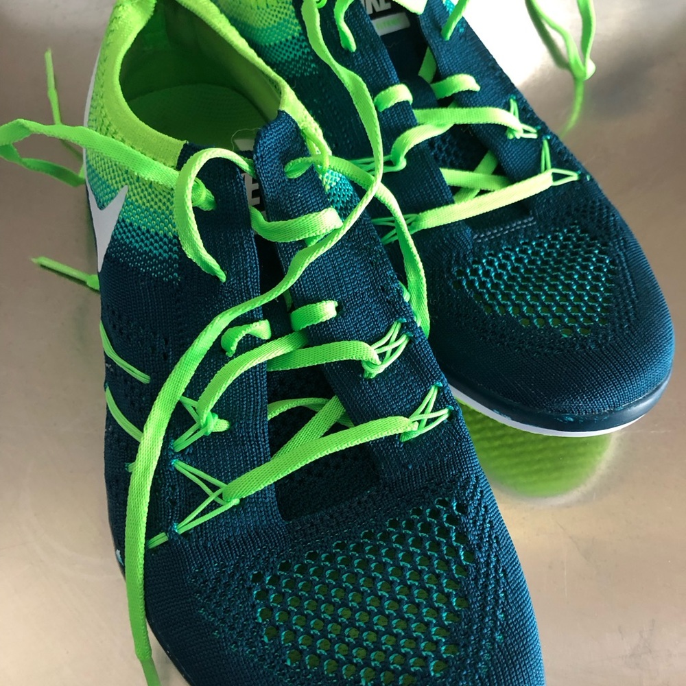 Nike Free Running Shoes Size 6.5